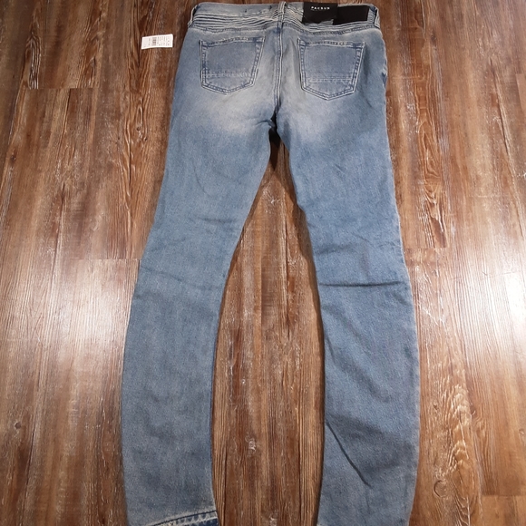 NWT 70$ Pacsun Stacked Ergo Skinny Comfort Stretch Light Wash Jeans 30x32 - Picture 3 of 7